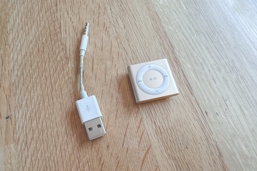 Apple ipod shuffle a1373 - shuffle,